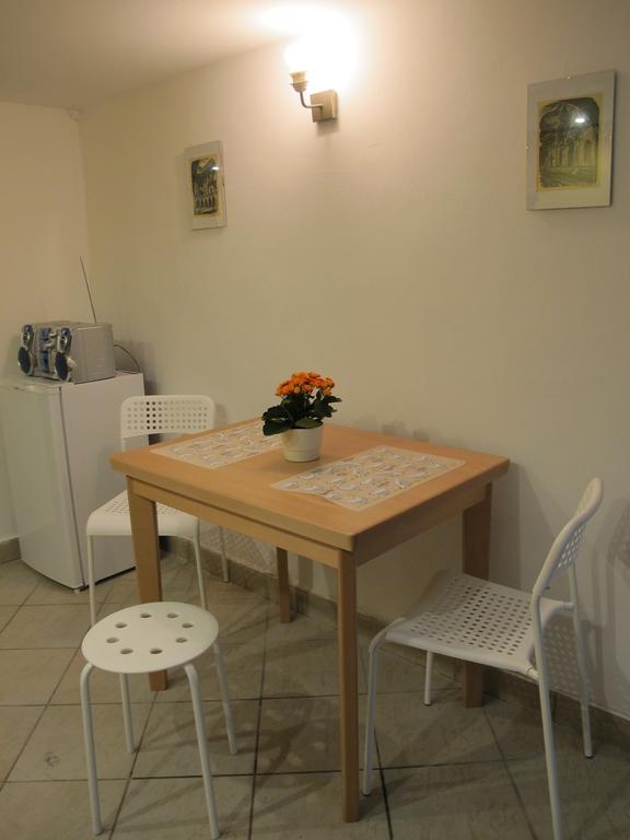 Apartament Kazimierz Brzozowa Daire Krasków Oda fotoğraf